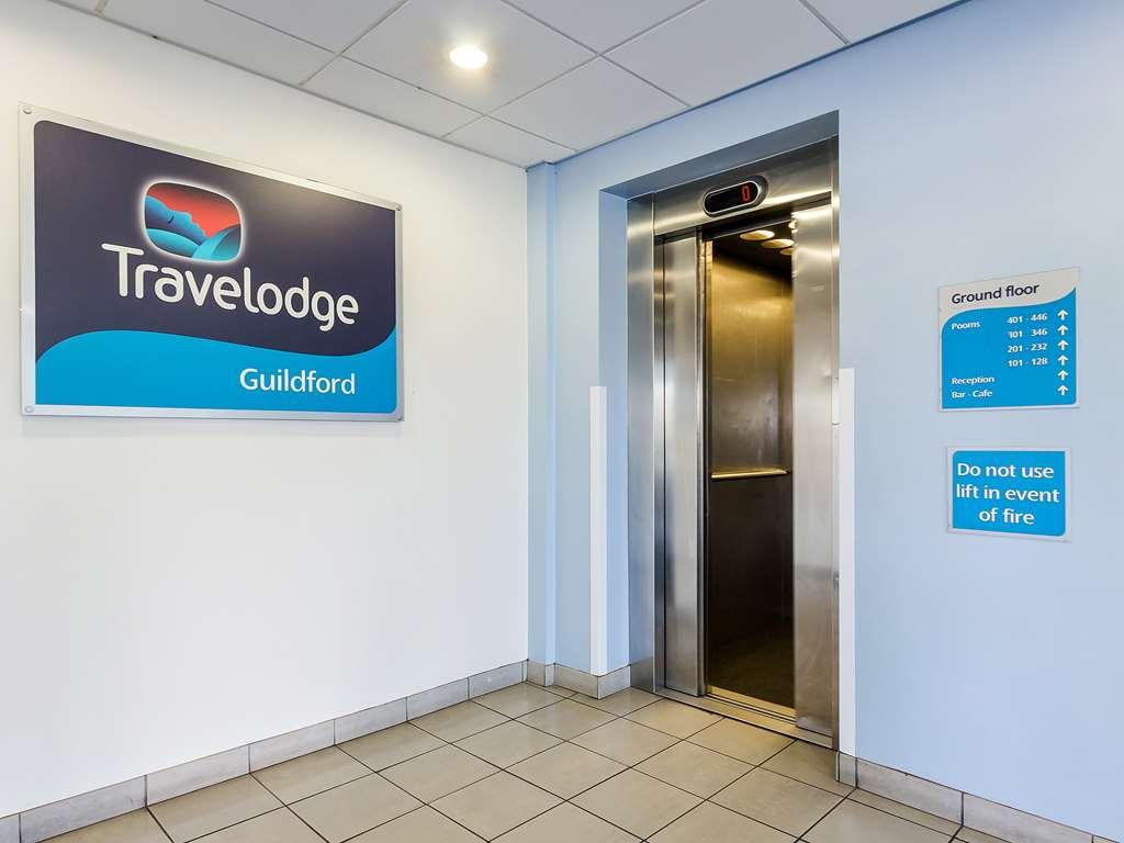 Travelodge Guildford Eksteriør billede