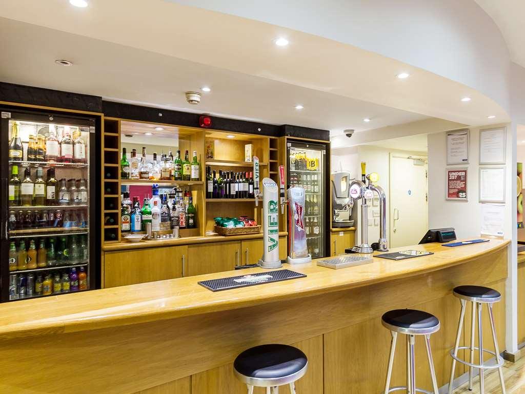 Travelodge Guildford Restaurant billede