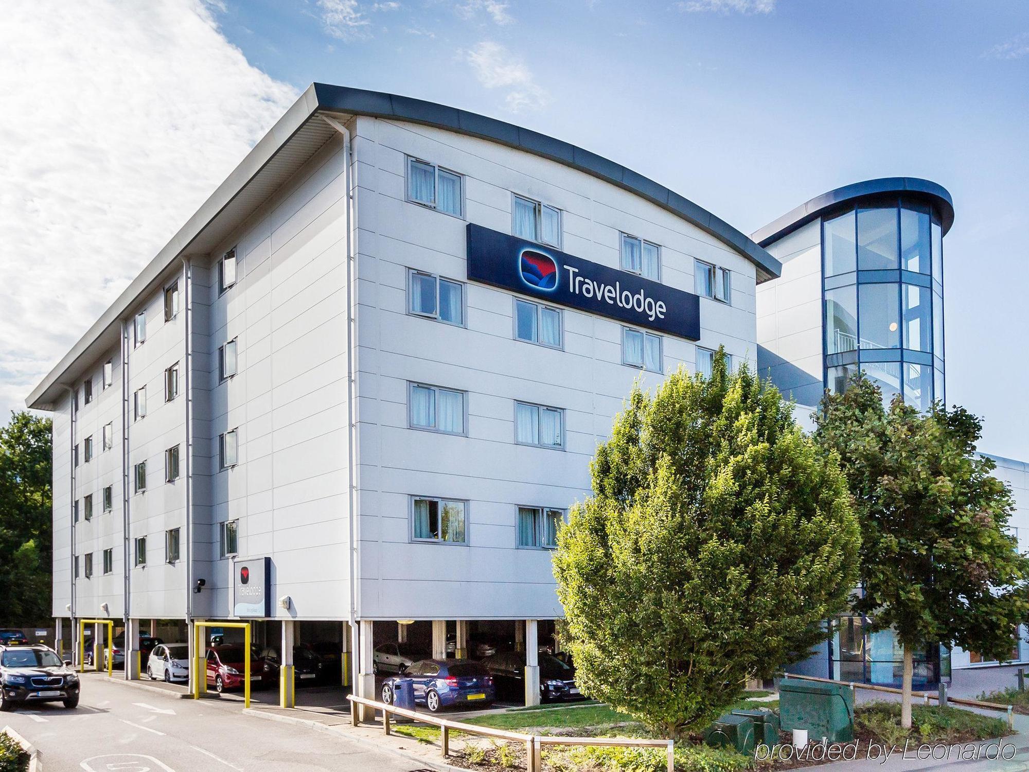 Travelodge Guildford Eksteriør billede